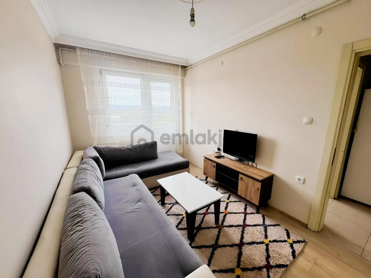 Site İçerisinde, Merkezi Konum Eşyalı 1+1 Daire!! - 3