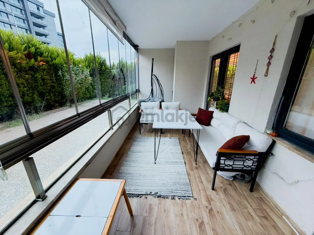 Balat'ta Geniş Ferah Bahçe Kullanımlı 3+1 Satılık Daire - 13