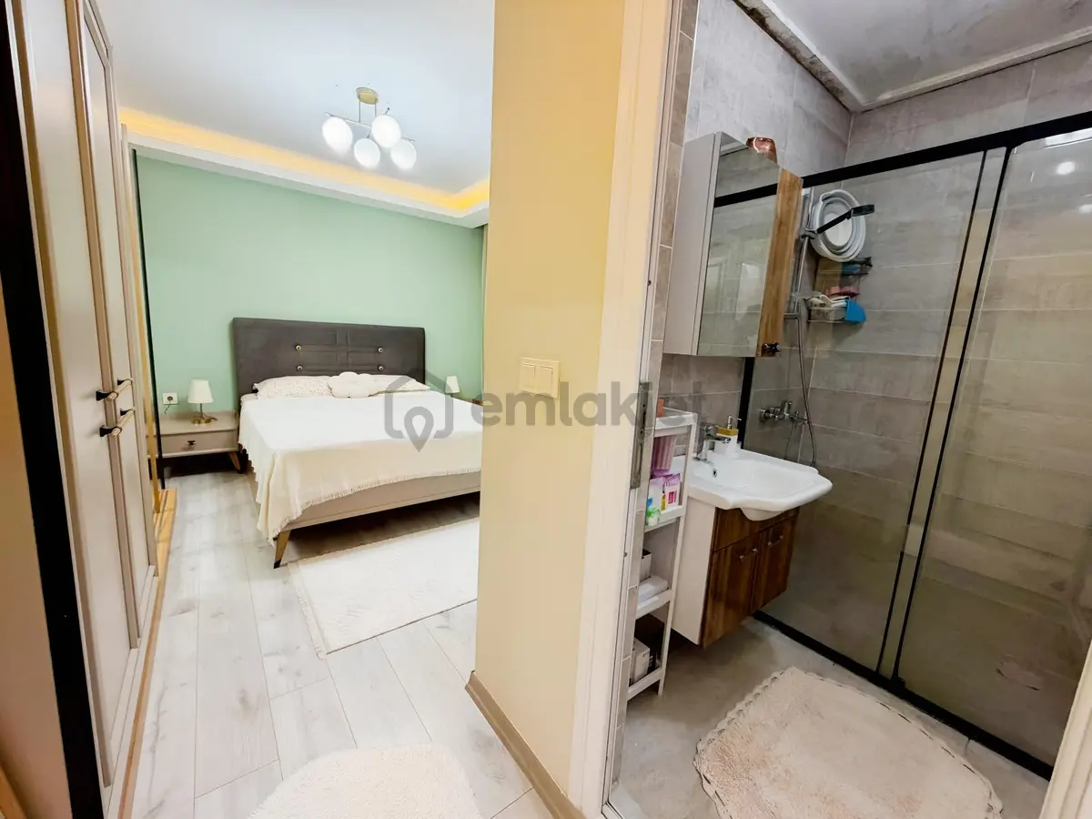 Balat'ta Geniş Ferah Bahçe Kullanımlı 3+1 Satılık Daire - 28