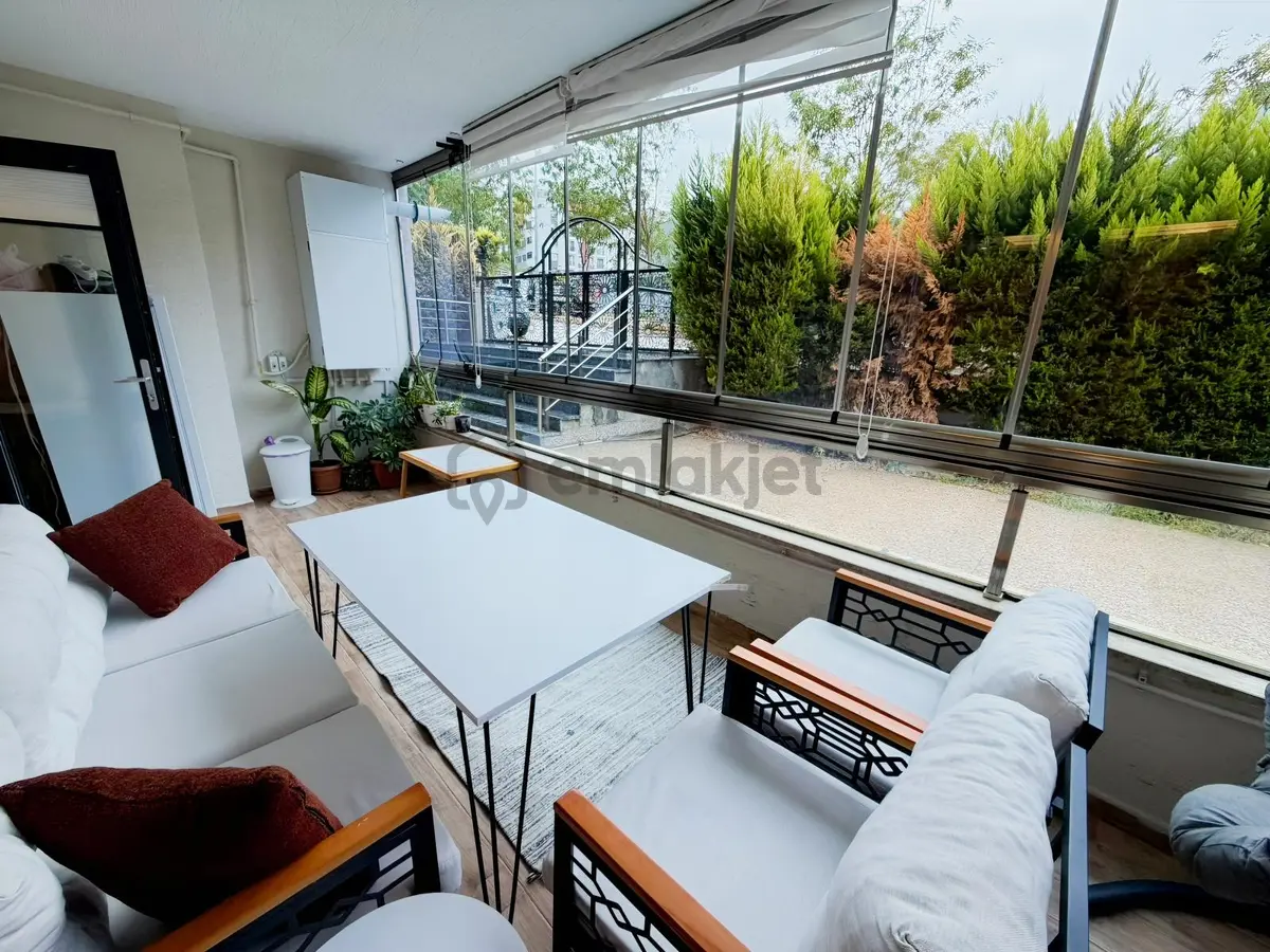 Balat'ta Geniş Ferah Bahçe Kullanımlı 3+1 Satılık Daire - 12