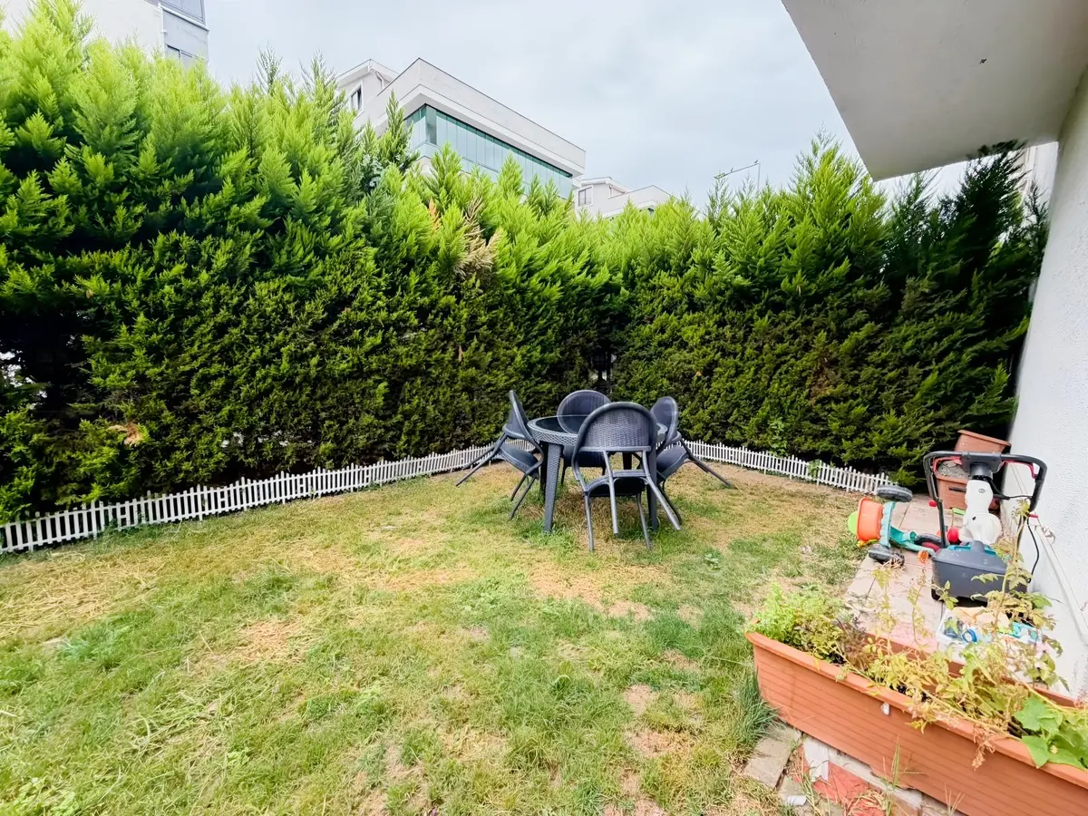 Balat'ta Geniş Ferah Bahçe Kullanımlı 3+1 Satılık Daire - 34