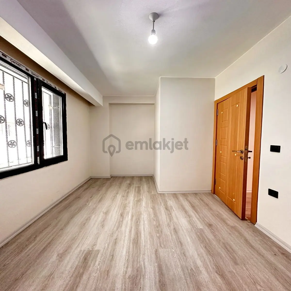 Esenyurt Üçevler'de Kiralık 1+1 Teraslı Daire - 17