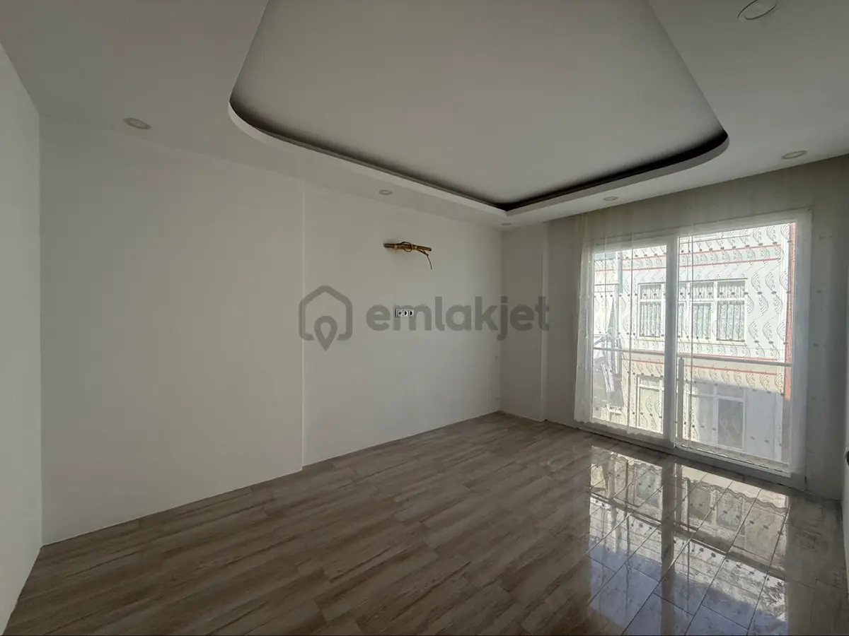Kuşadası İkiçeşmelik Mahallesinde Boş Kiralık 1+1 Daire - 14
