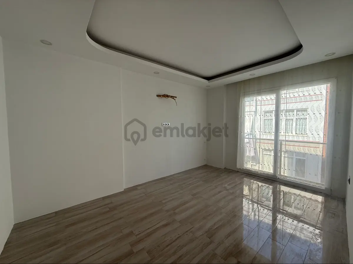 Kuşadası İkiçeşmelik Mahallesinde Boş Kiralık 1+1 Daire - 15