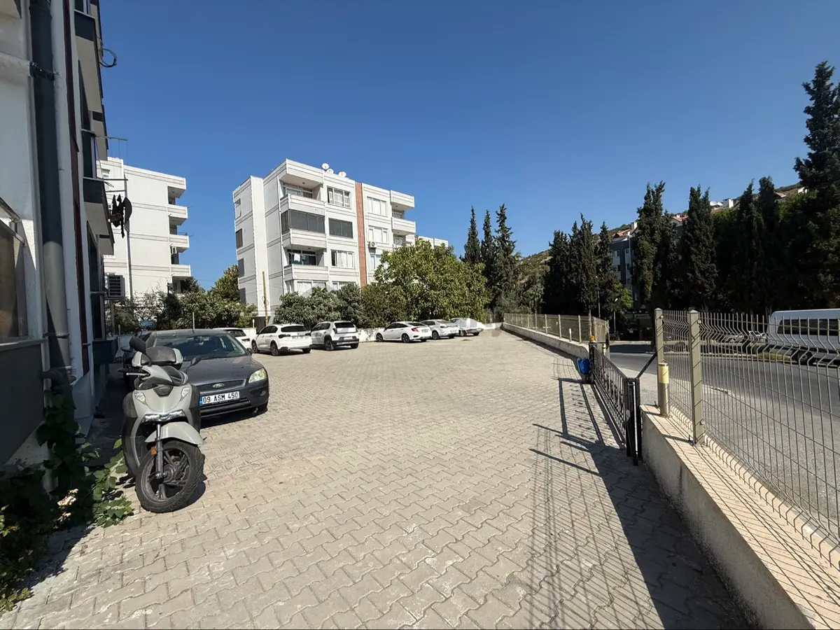 Kuşadası İkiçeşmelik Mahallesinde Boş Kiralık 1+1 Daire - 19