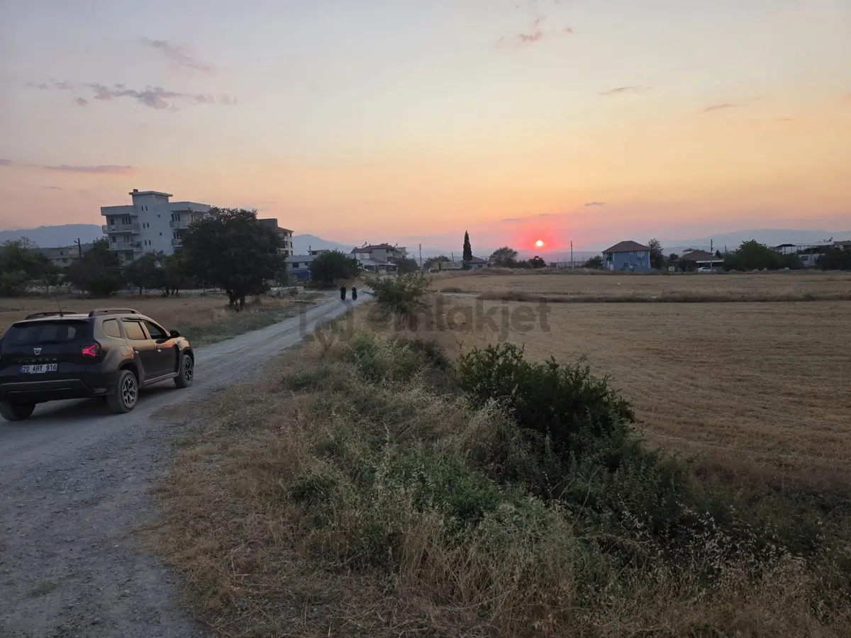 Aybars'tan Pınarkent 'de Satılık 500 M2 Köşe Arsa - 8