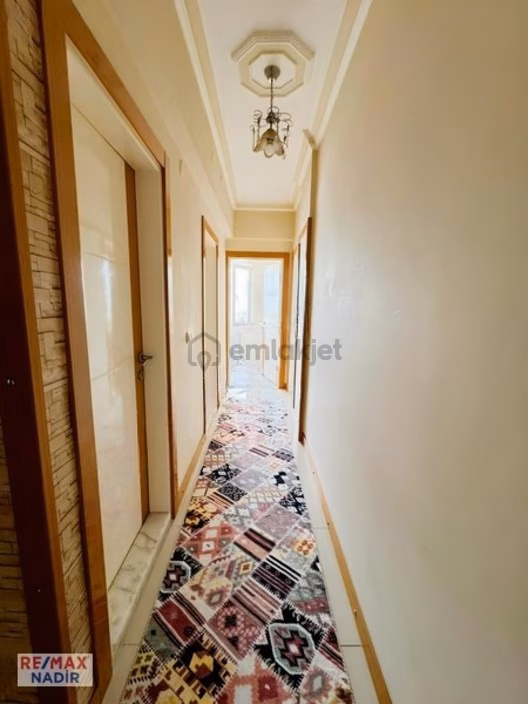 Remax Nadir'den Gedikkayada 2+1 Satılık Daire - 9