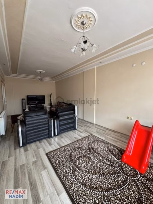 Remax Nadir'den Gedikkayada 2+1 Satılık Daire - 12