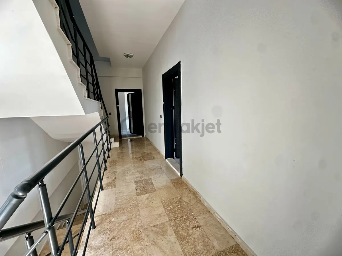 Side Selimiyede Havuz Ve Doğa Manzaralı Yeni 1+1 - 25
