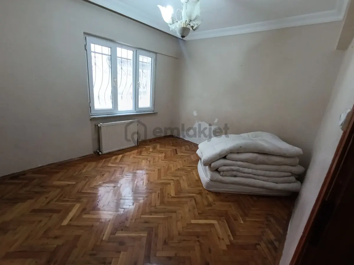 Sefaköyde Kiralık 2+1.100 M2 Giriş Kat Tamyaran Sit. - 19