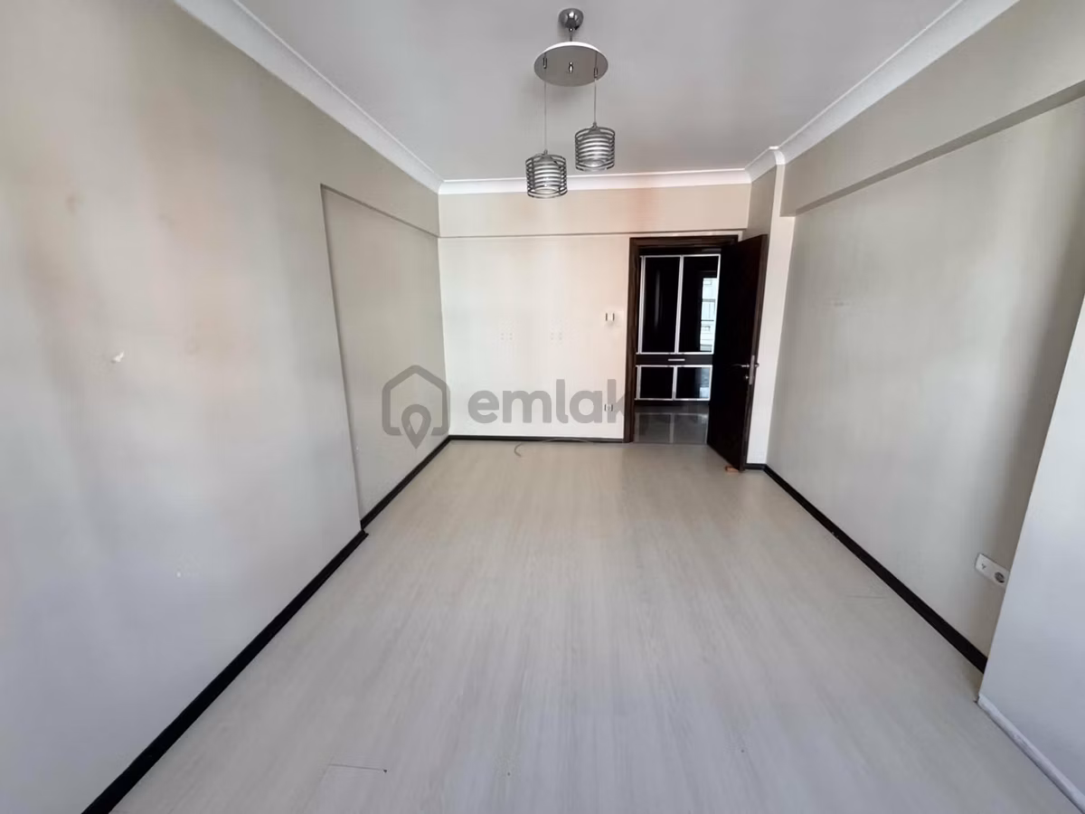 Çorlu Muhittin Mh De Satılık 4+1 Site İçi Daire - 26