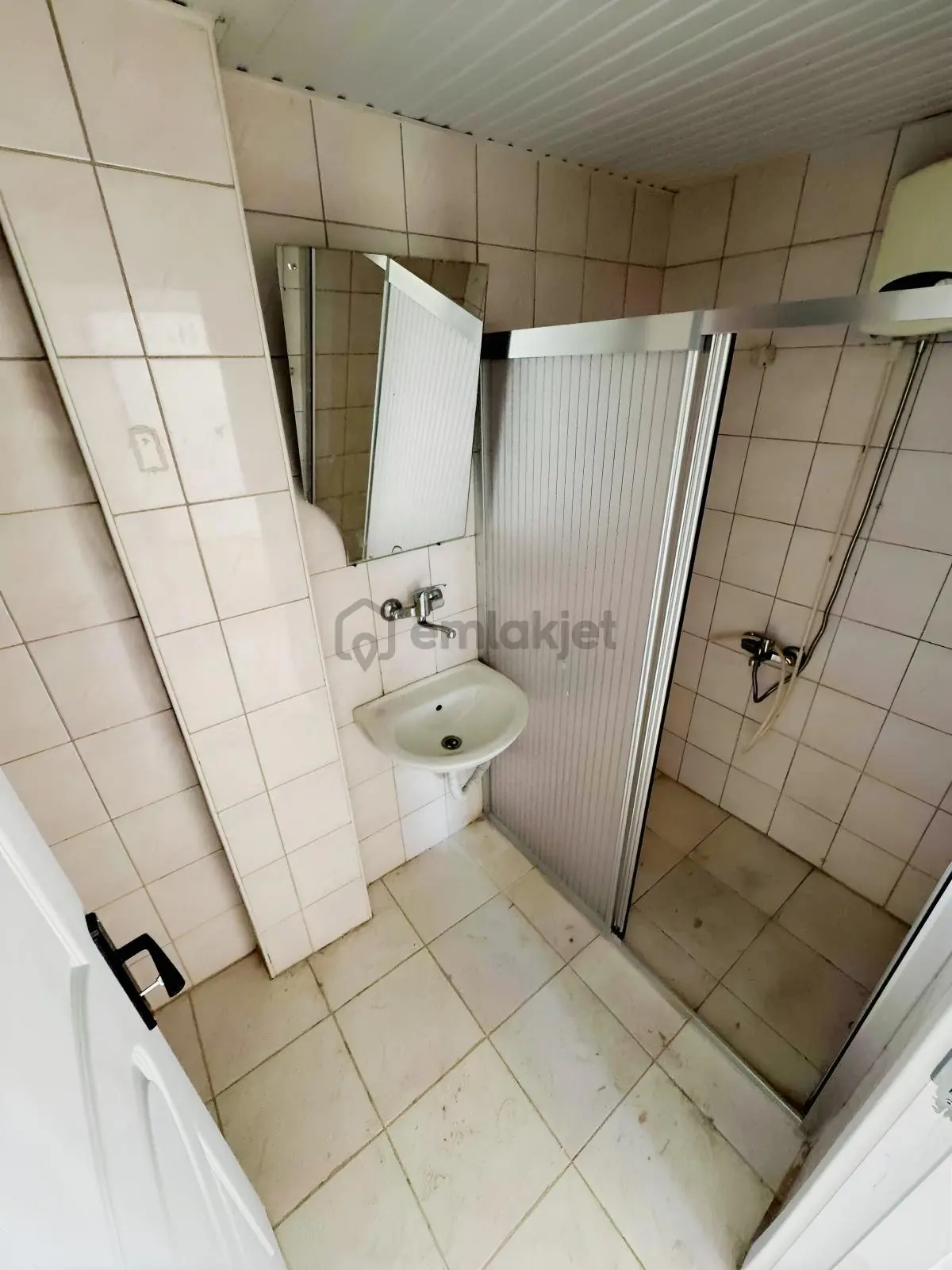 Kuzeyyaka Mahallesi 2+1 Kiralık Daire - 3