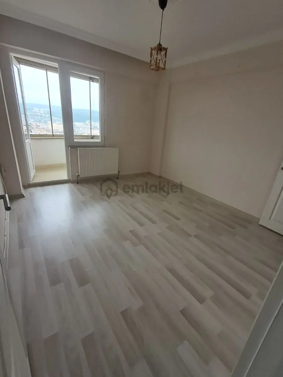 Ebeveyn Banyolu Site İçi Lüks 3+1 - 23