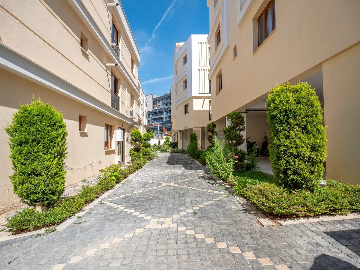 Site İçinde Havuzlu Satılık 1+1 Daire - 4