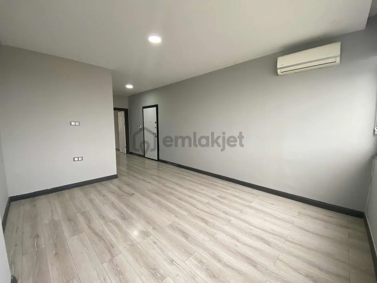 Revizyon Plazadan Akra 1 Plazada Satılık 1+1 Ofis - 10