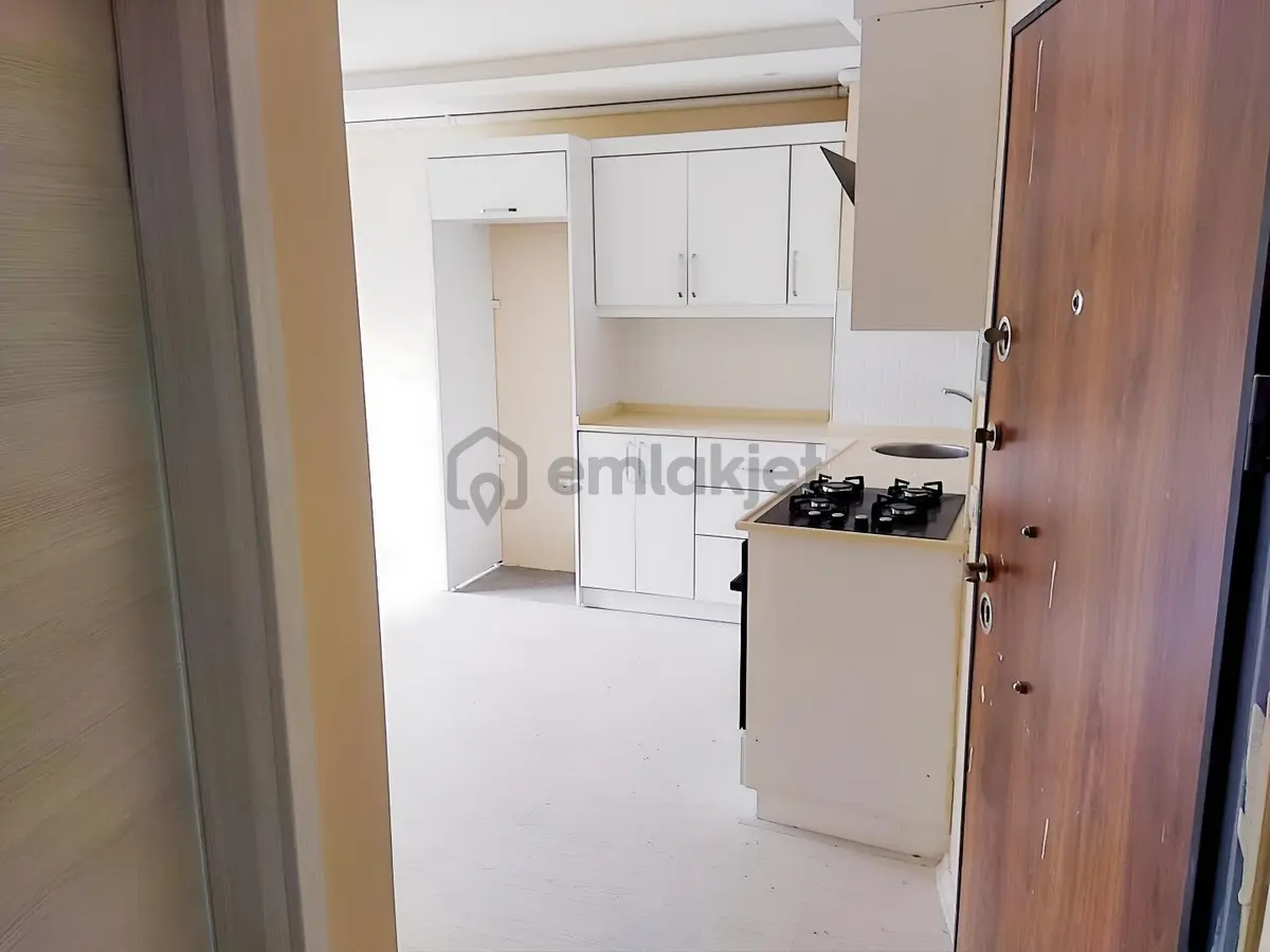 Çiğli Yakakentte Satılık 1+1 Daire - 3