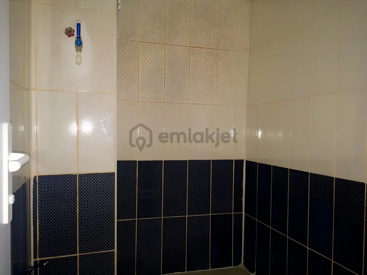 5 Nisan Mahallesinde Kiralık 2+1 Daire - 9