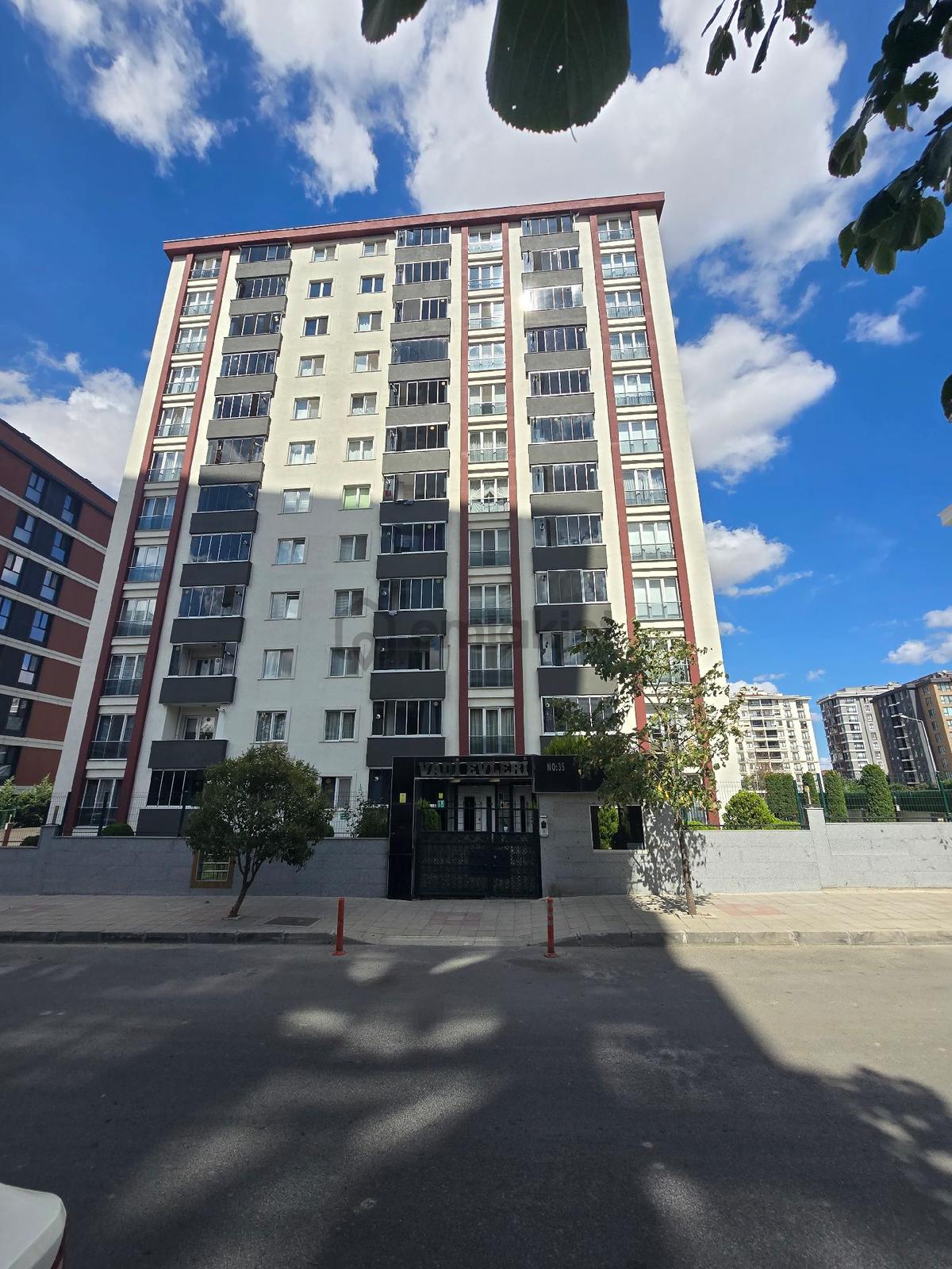 Remax Land Den Hürriyet Mah. Kiralık 2+1 Daire