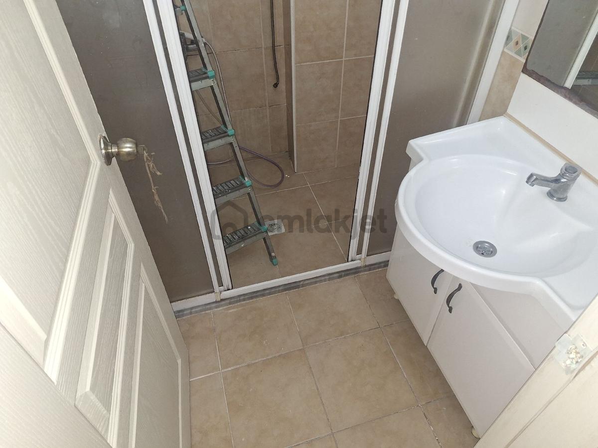 Yeşiltepe Mah Kiralık Doğalgazlı Ferah Daire 3+1!!! - 11