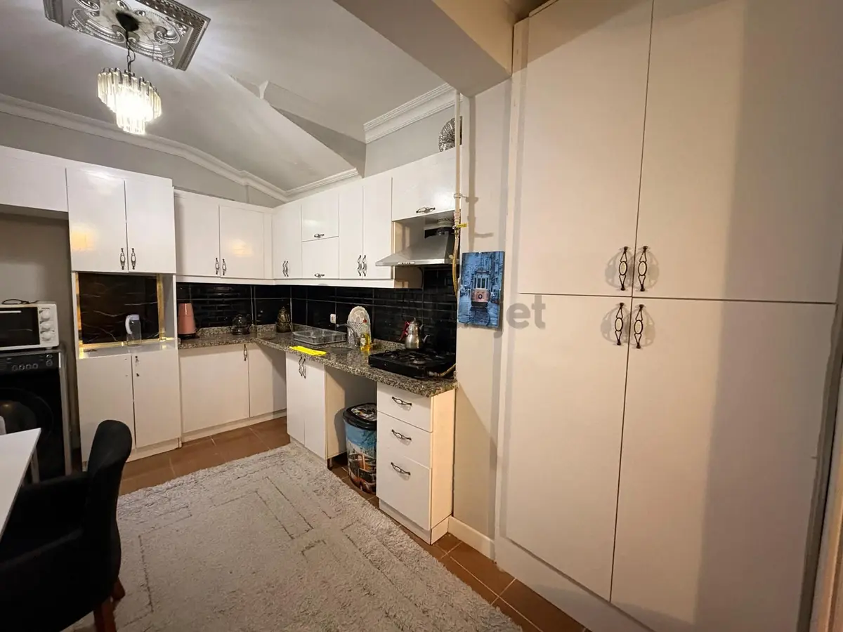 Selahaddin Eyyübi Mahallesi'nde 1+1 Eşyalı Daire - 11