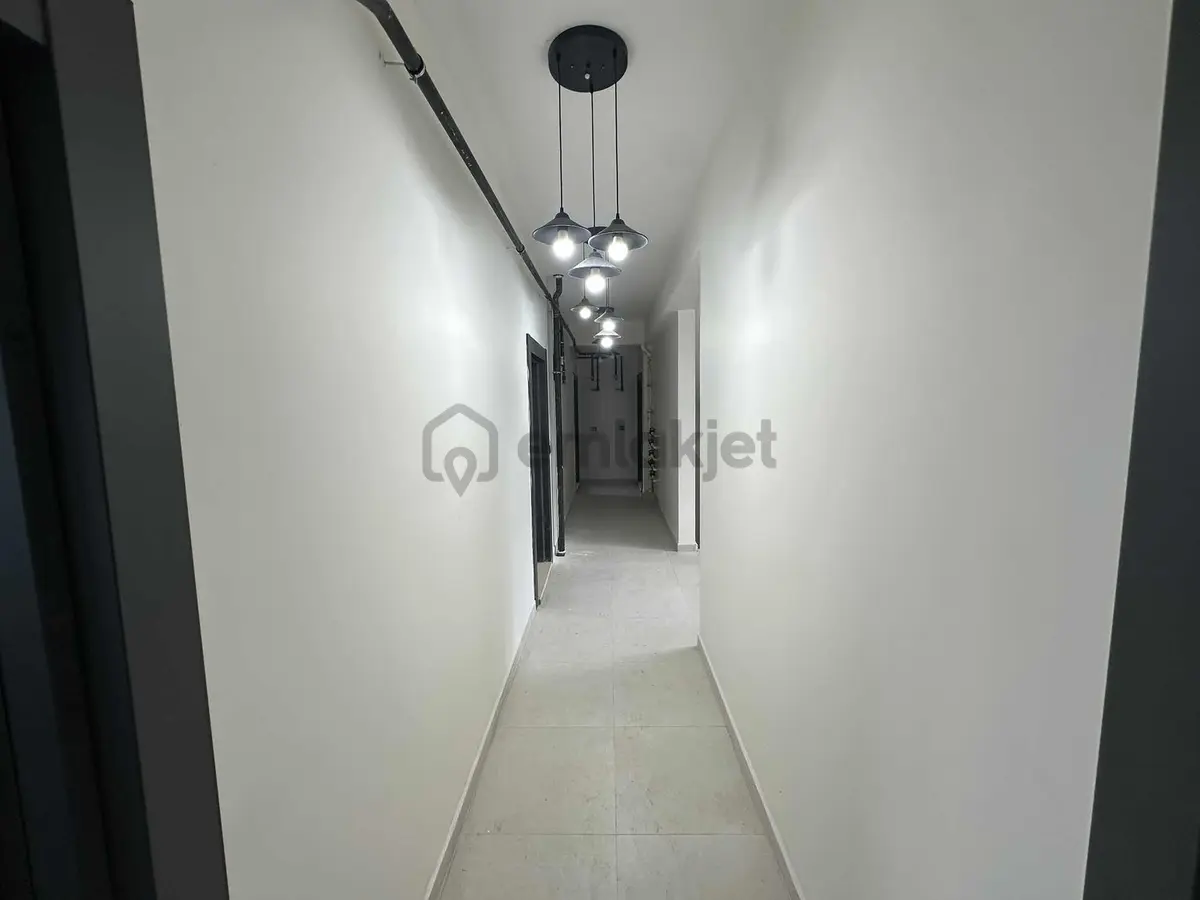 **turgutbey Caddesinde Sıfır Kiralık 1+1** - 9