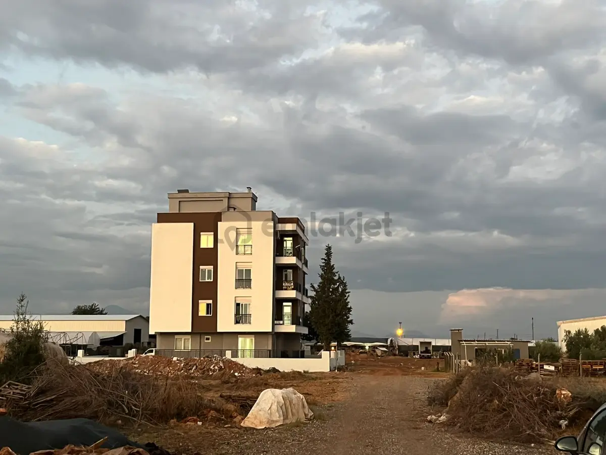 Zeytinlikte Konut İmarlı 392m2 Arsa - 6