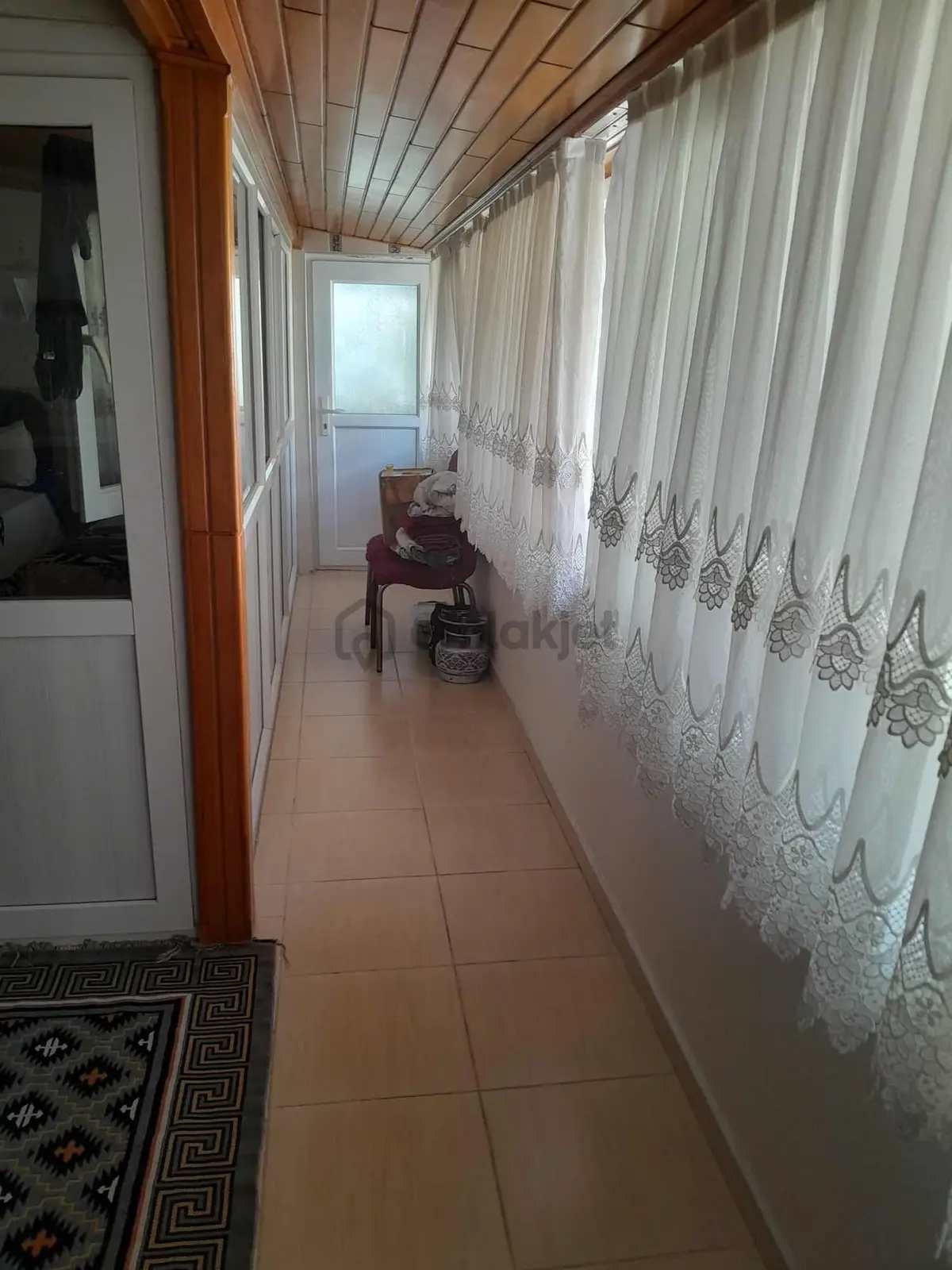 Millet Mahallesinde Müstakil 2 Katlı Köşe Daireler - 31