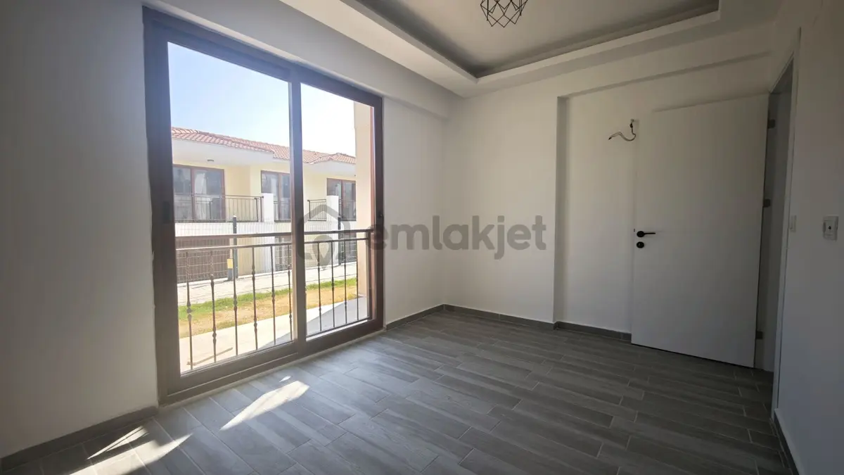 Kuşadası Eşin Vadi Sitesinde Satılık 2+1 Daire - 25
