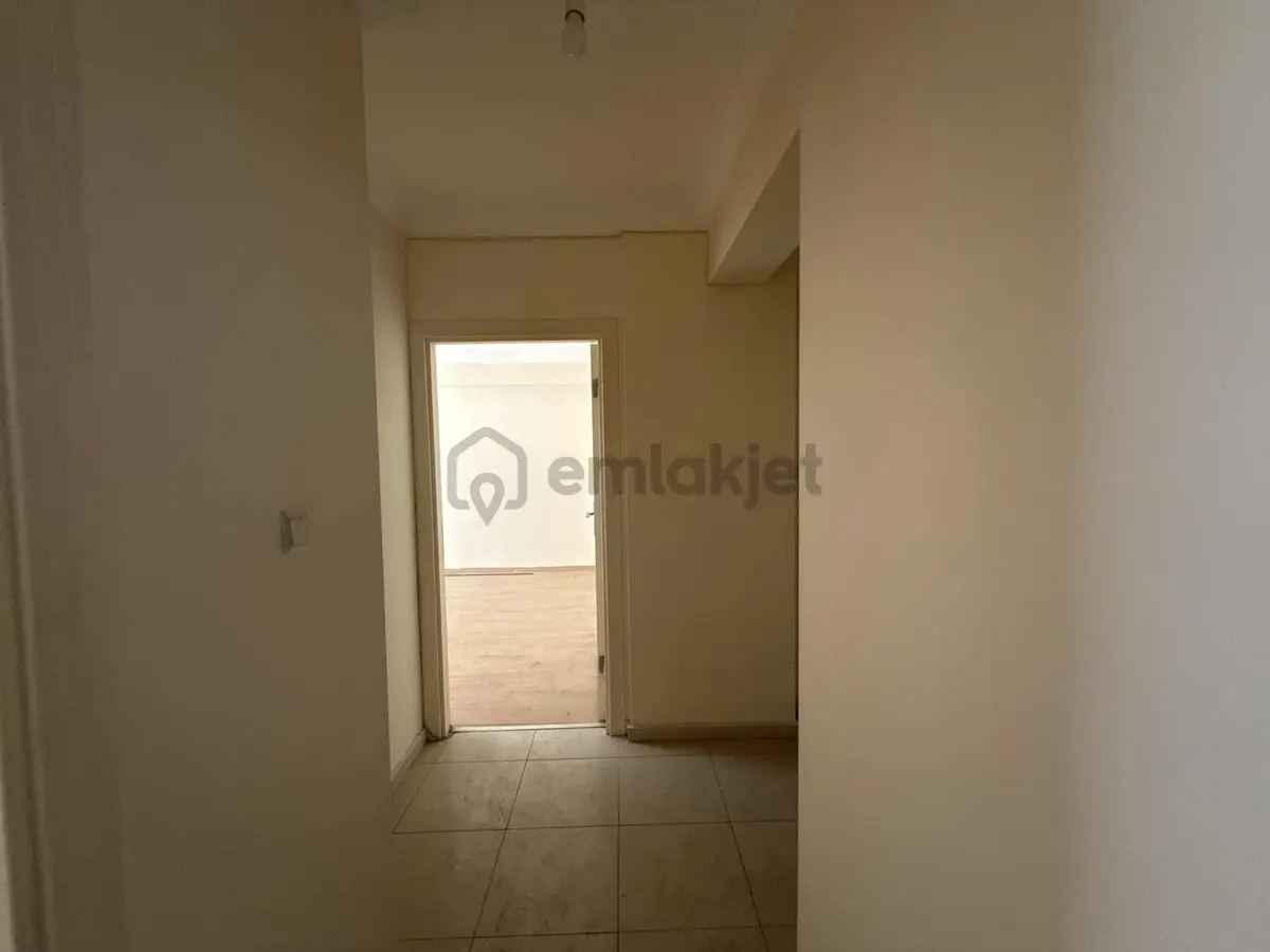 Gaziemir Merkezde Geniş 2+1 Kiralık Daire - 30