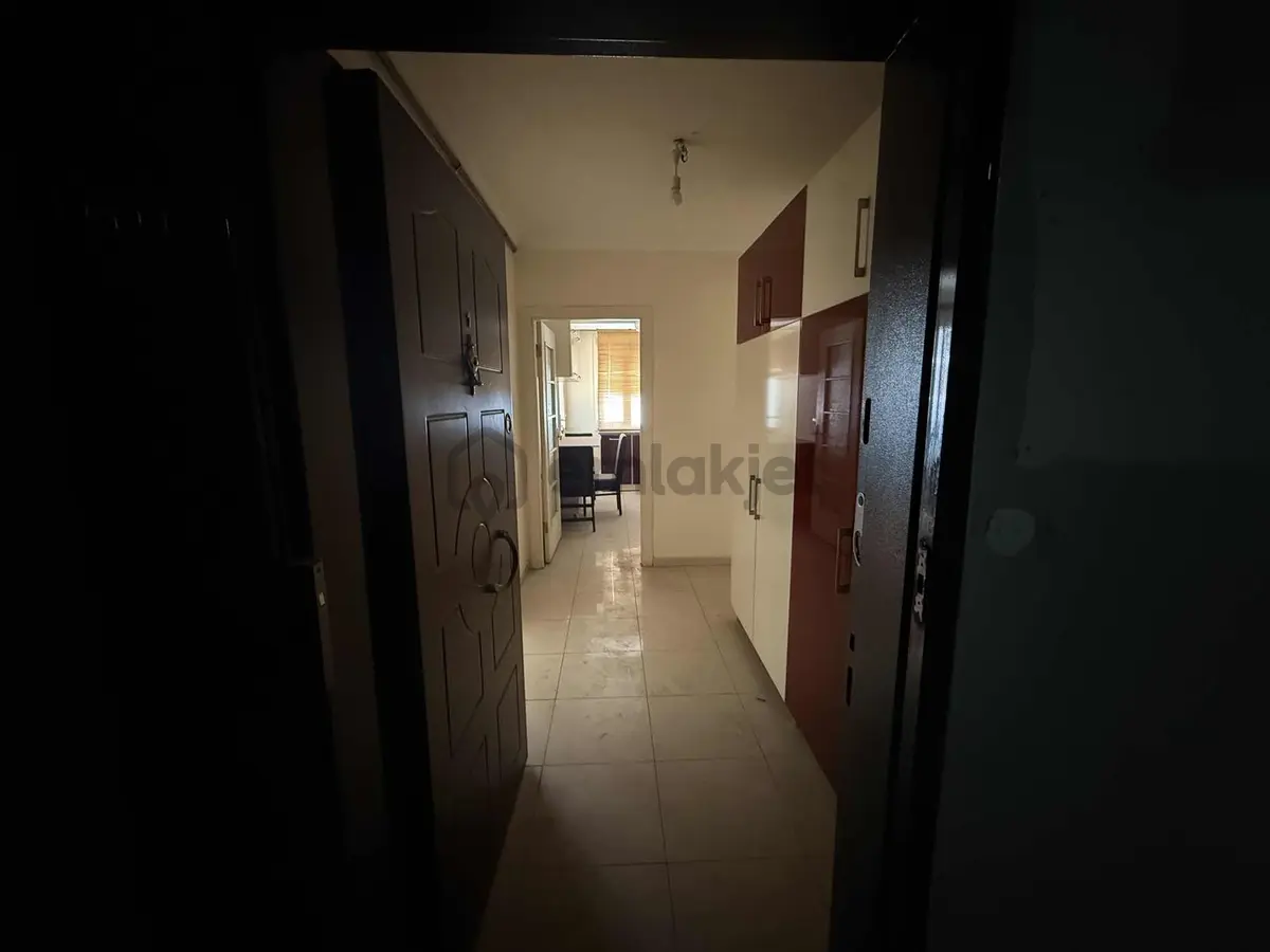 Gaziemir Merkezde Geniş 2+1 Kiralık Daire - 9
