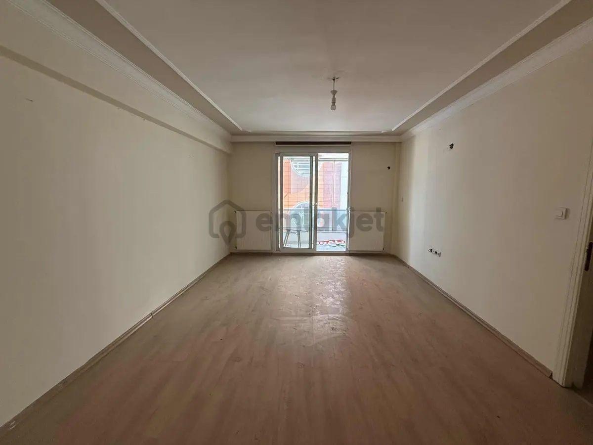Gaziemir Merkezde Geniş 2+1 Kiralık Daire - 26
