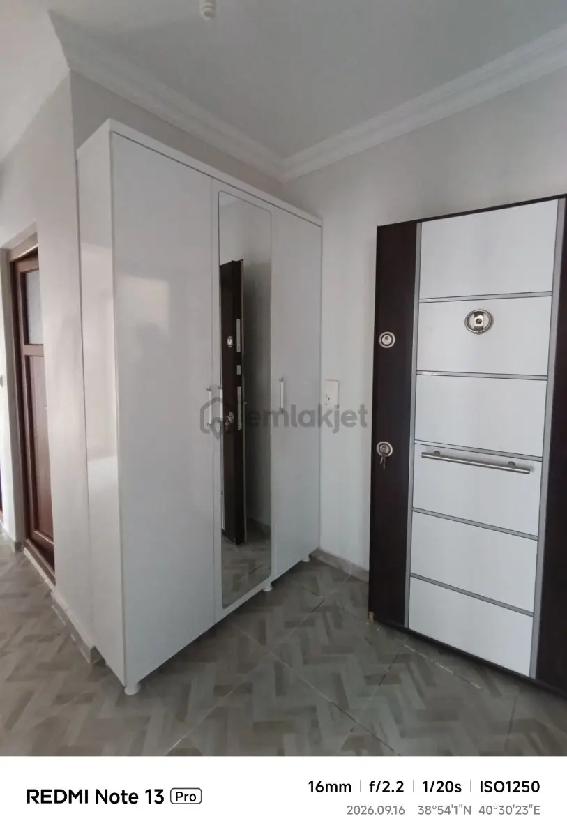 Lokasyonu Güzel Daire - 6