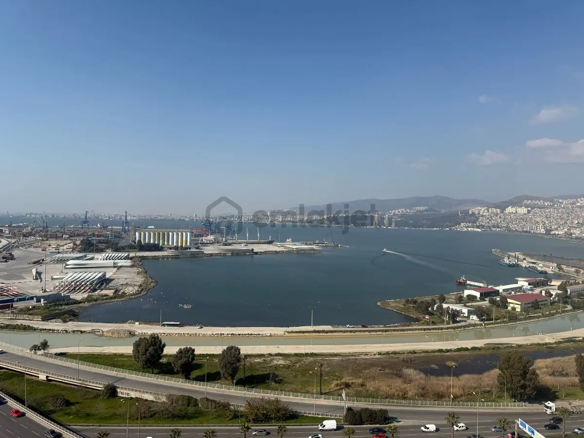 Modda Port'ta Deniz Manzaralı Akıllı Ev Lüks Kiralık 3+1 - 35