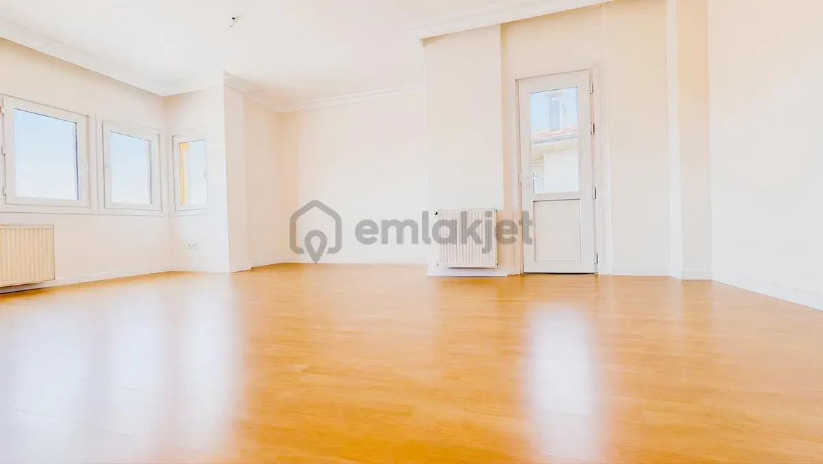 Çengelköy Ata-2 Sitesinde 320m2 Triplex Villa - 16