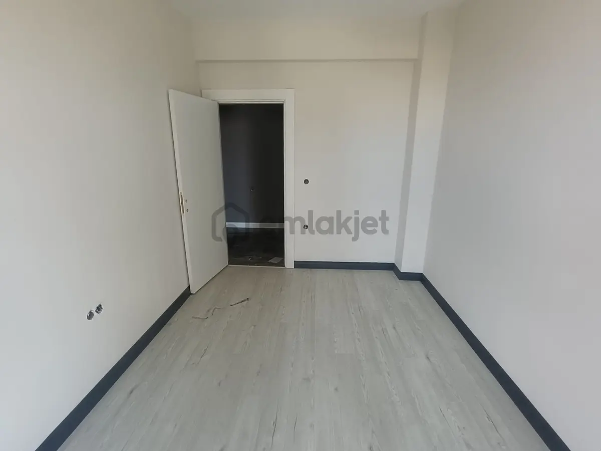 Hatip Mahallesinde Ultra Lüks Site İçerisinde Satılık 3+1 Daire - 6