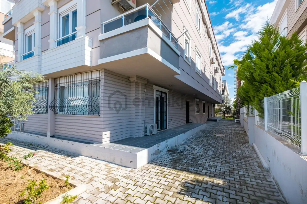 Güzeloba Merkez'de Yüksek Giriş Daire - 9