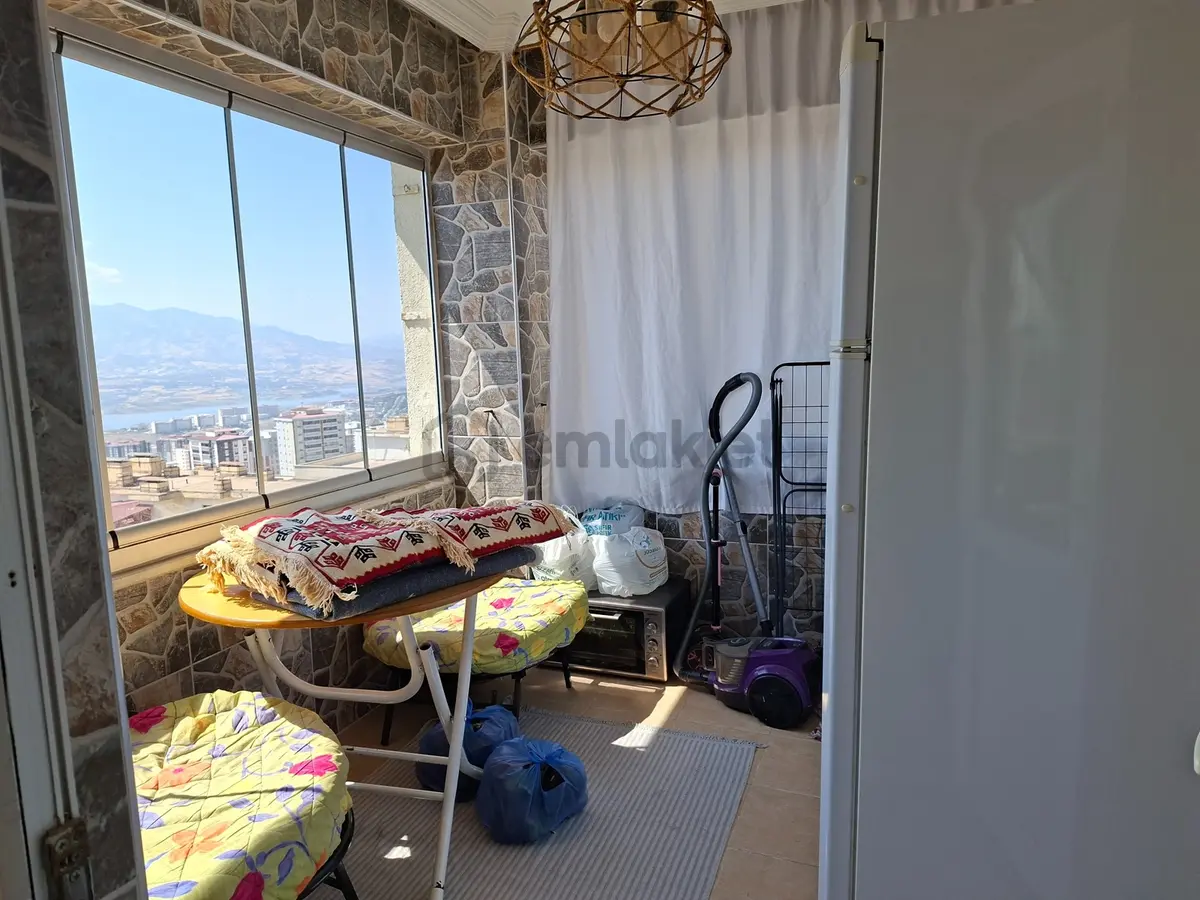 Şehir Ve Baraj Manzaralı Satılık 2+1 Daire - 18