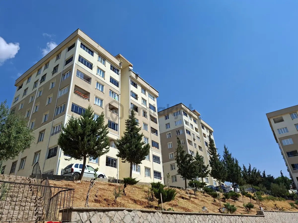 Şehir Ve Baraj Manzaralı Satılık 2+1 Daire