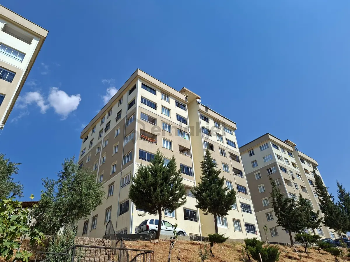 Şehir Ve Baraj Manzaralı Satılık 2+1 Daire - 34