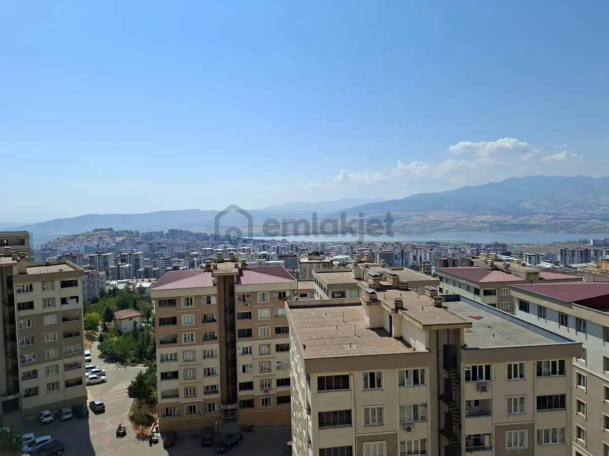 Şehir Ve Baraj Manzaralı Satılık 2+1 Daire - 8