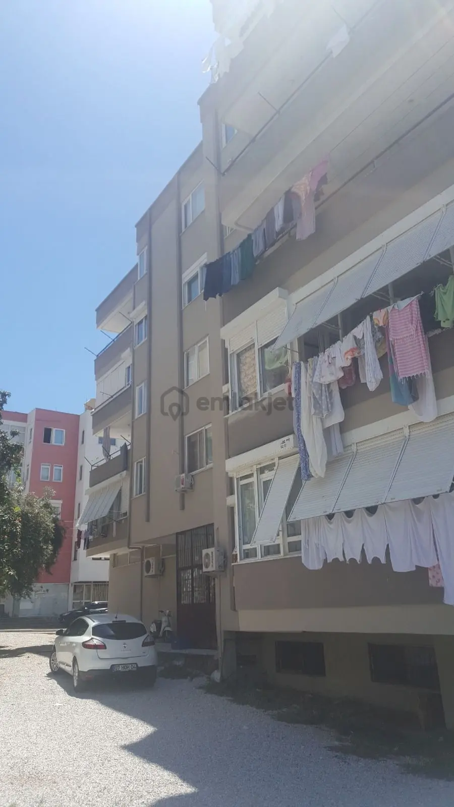 2+1 Satılık Ayrı Mutfak Merkezde Daire - 16