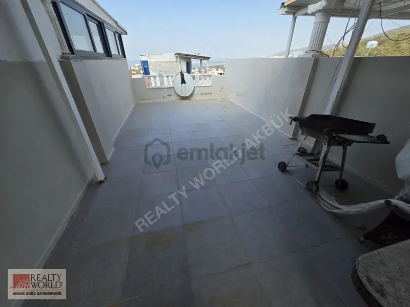 Didim Akbük'de Havuzlu Sitede Satılık Yazlık - 28