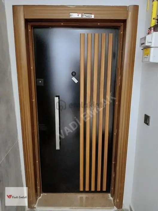Bahçelievler De Eşyalı Kiralık 1+1 Lüks Daire - 23