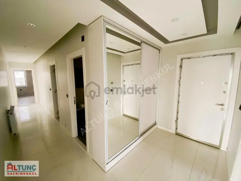 Altunç'dan Gürselpaşada Satılık Kapalı Mutfak 4+1 Daire - 9