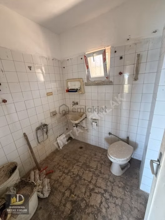 Erdek Tatlısu'da Denize Sıfır 3+1 Müstakil Yazlık - 12