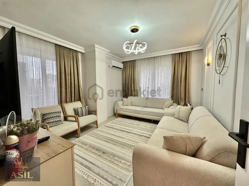 Cadde Üstü Güzel Bakımlı Daire - 5