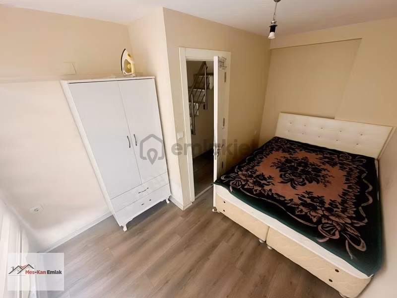Meskan Dan Trioya Yakın 1+1 Ters Dubleks Eşyalı Kiralık - 10