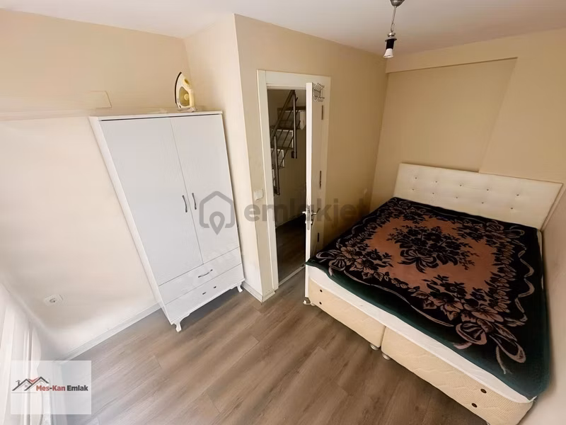 Meskan Dan Trioya Yakın 1+1 Ters Dubleks Eşyalı Kiralık - 9