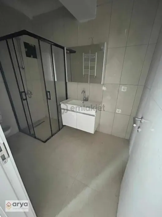 Aras Cadde'de Satılık Geniş Kullanışlı Fırsat 2+1 Daire - 18