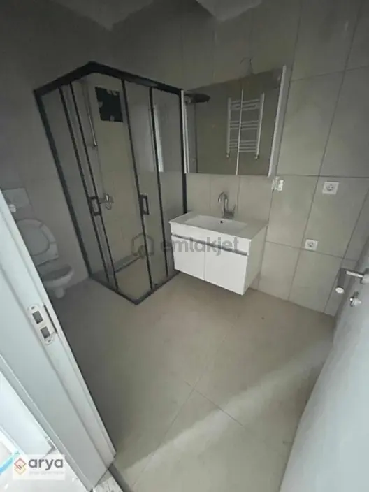 Aras Cadde'de Satılık Geniş Kullanışlı Fırsat 2+1 Daire - 23